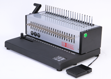 CB004